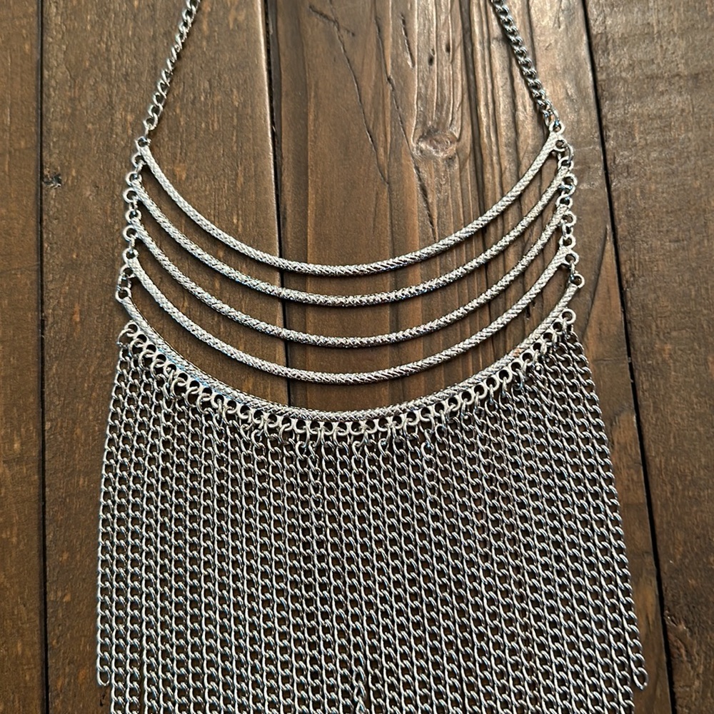 Silver choker